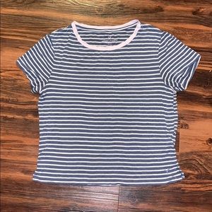 Blue and white striped t